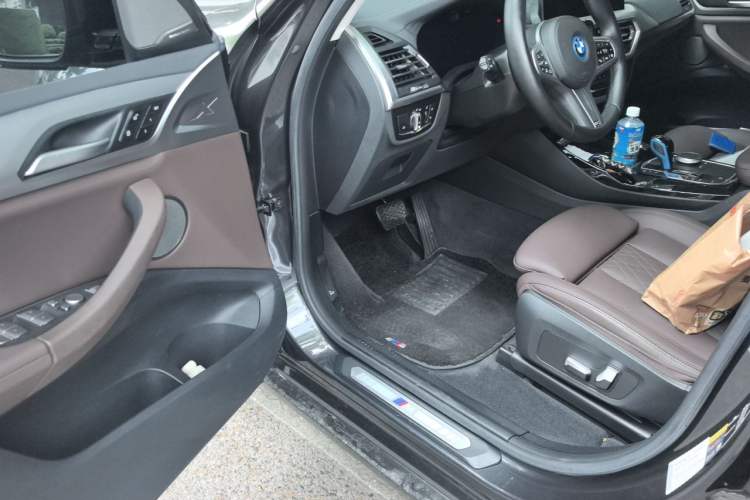 Used BMW iX3 2022 Leading Type Driver Seat