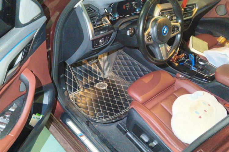 Used BMW iX3 2022 Leading Type Driver Seat