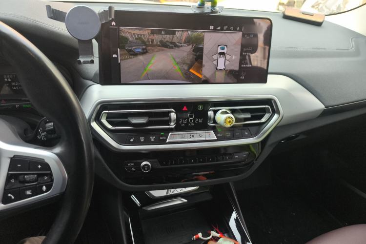 Used BMW iX3 2022 Leading Type Audio And AC Panel