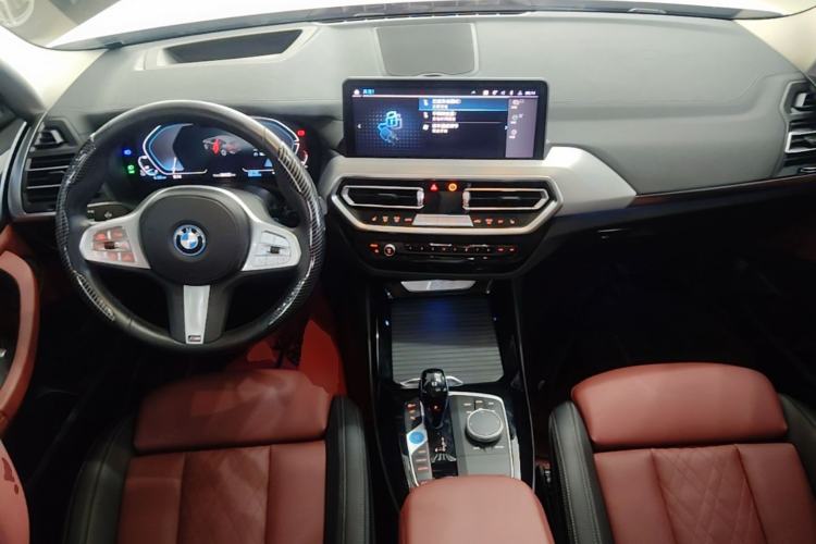 Used BMW iX3 2022 Updated Leading Type Center Console