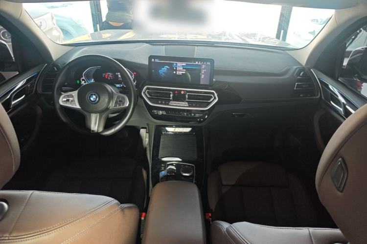 Used BMW iX3 2022 Updated Leading Version Center Console