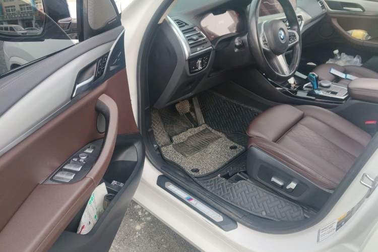 Used BMW iX3 2022 Leading Type Driver Seat