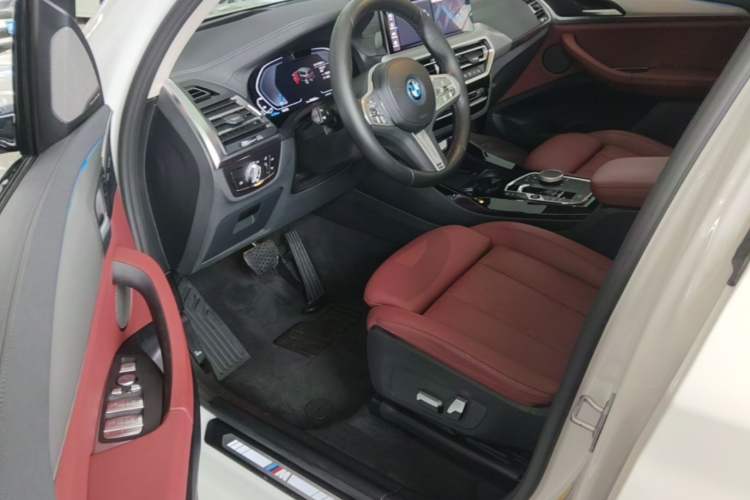 Used BMW iX3 2022 Updated Leading Type Driver Seat