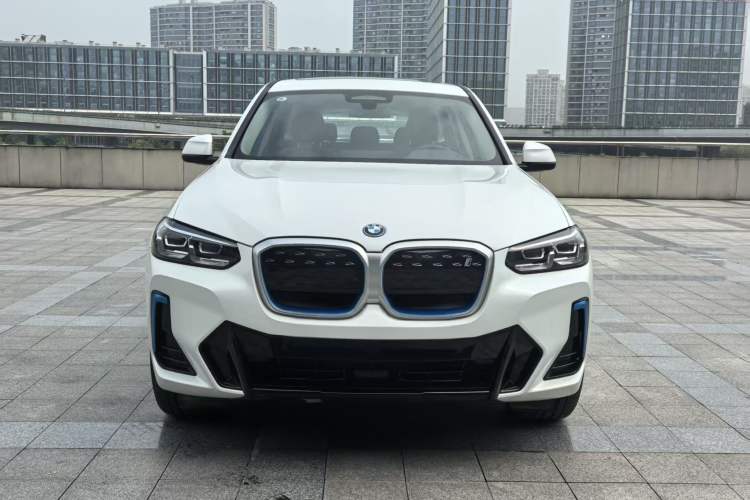 Used BMW iX3 2022 Leading Model Exterior 1