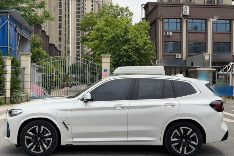 Used BMW iX3 2022 Leading Model Exterior 2