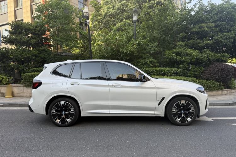 Used BMW iX3 2022 Updated Leading Type Exterior 3