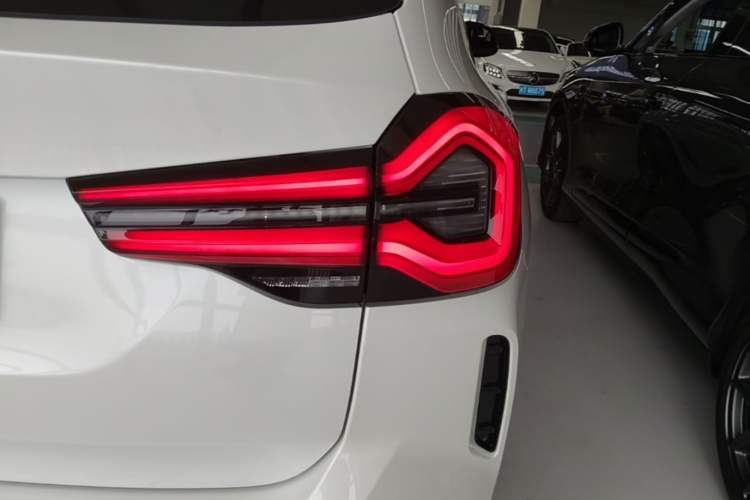 Used BMW iX3 2022 Updated Leading Type Exterior 3