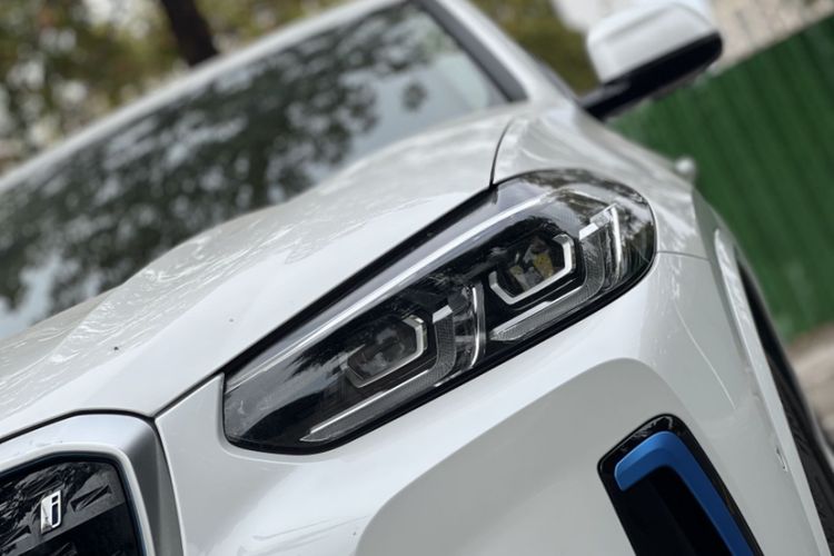 Used BMW iX3 2022 Leading Model Exterior 4