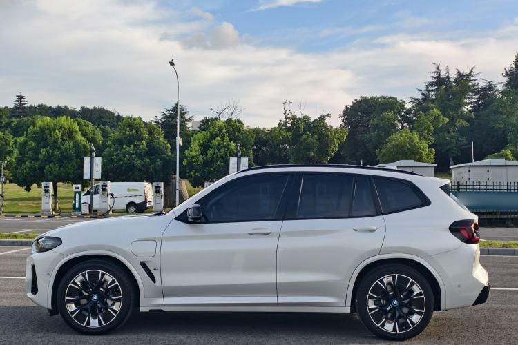 Used BMW iX3 2022 Updated Leading Type Exterior 5