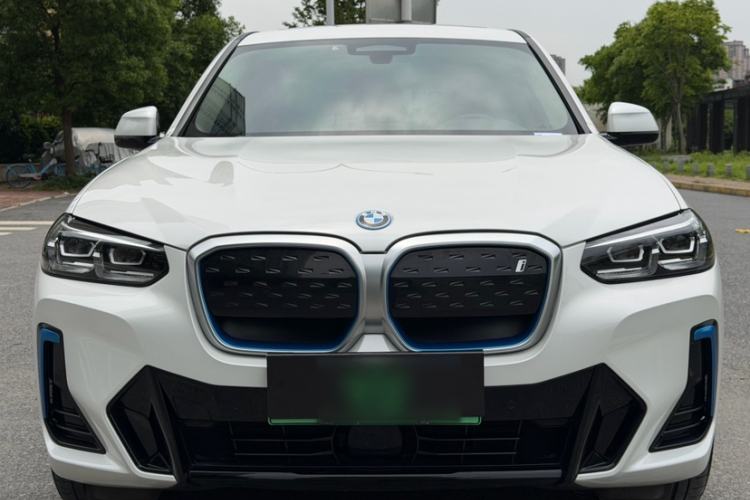 Used BMW iX3 2022 Leading Model Exterior 5