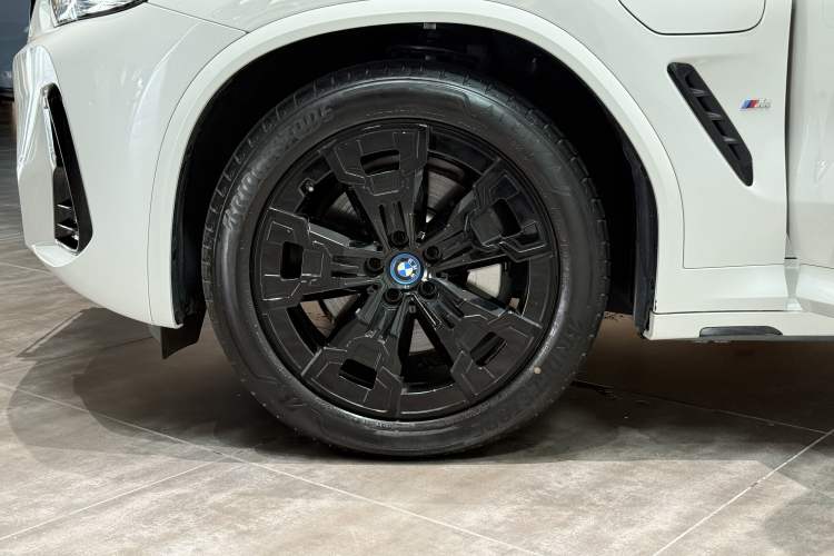 Used BMW iX3 2022 Updated Leading Version Exterior 6