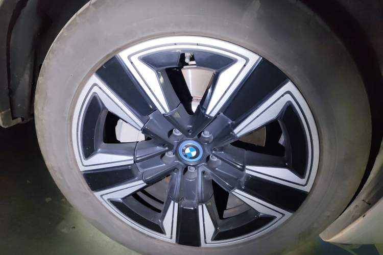 Used BMW iX3 2022 Leading Model Exterior 7