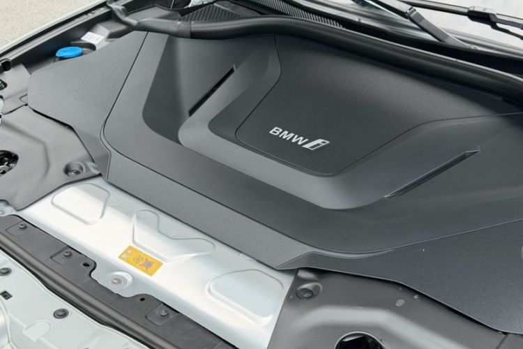 Used BMW iX3 2022 Leading Model Exterior 7