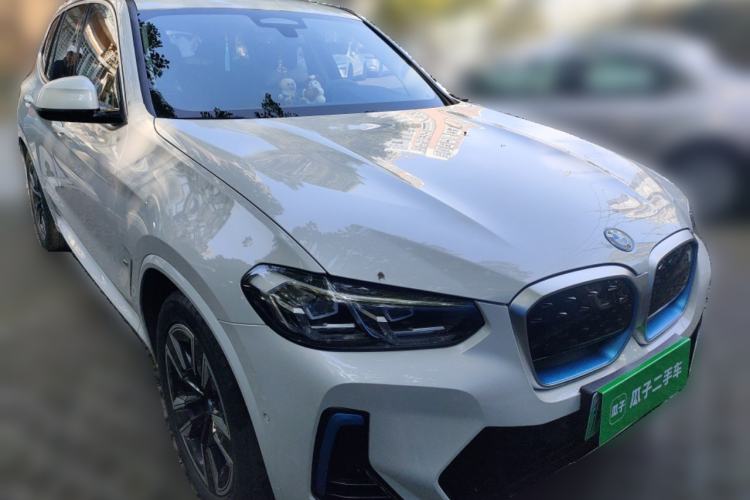 Used BMW iX3 2022 Leading Model Front Right 45 Deg