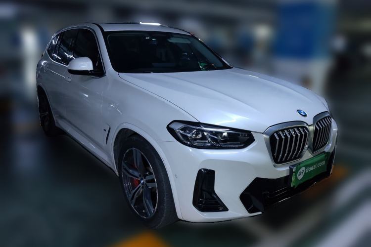 Used BMW iX3 2022 Leading Model Front Right 45 Deg