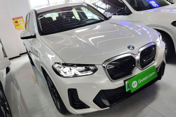 Used BMW iX3 2022 Updated Leading Version Front Right 45 Deg