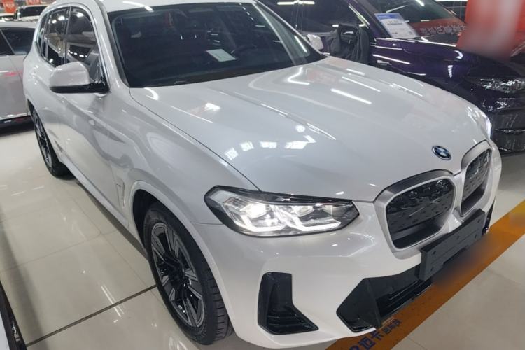 Used BMW iX3 2022 Leading Model Front Right 45 Deg