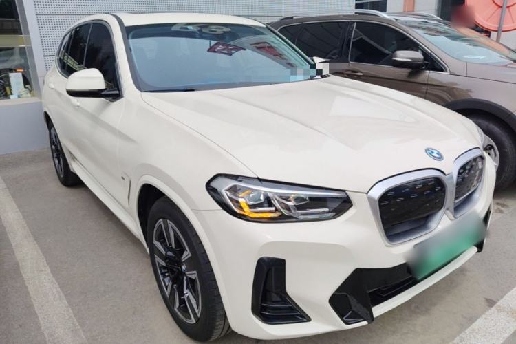 Used BMW iX3 2022 Leading Model Front Right 45 Deg