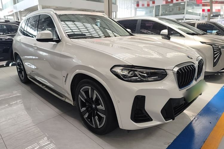Used BMW iX3 2022 Leading Model Front Right 45 Deg