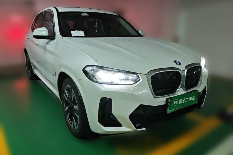 Used BMW iX3 2022 Leading Model Front Right 45 Deg