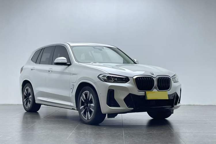 Used BMW iX3 2022 Leading Model Front Right 45 Deg