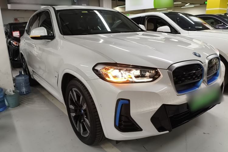 Used BMW iX3 2022 Leading Model Front Right 45 Deg