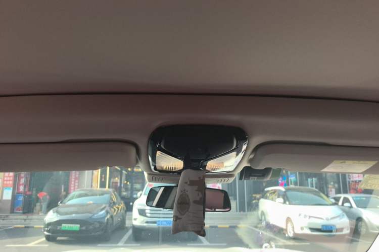 Used BMW iX3 2022 Leading Model Headliner