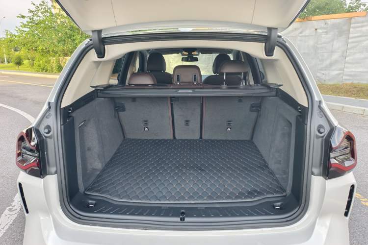 Used BMW iX3 2022 Updated Leading Type Interior 12