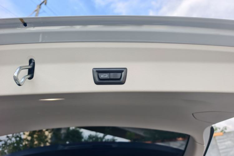Used BMW iX3 2022 Updated Leading Type Interior 15