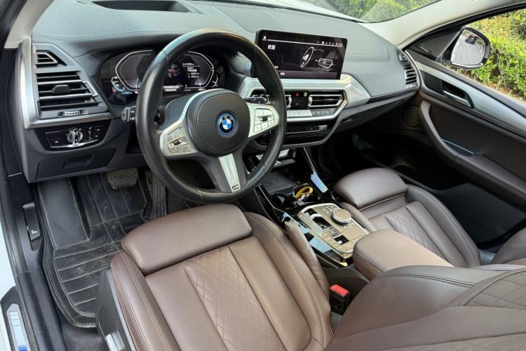 Used BMW iX3 2022 Updated Leading Type Interior 2