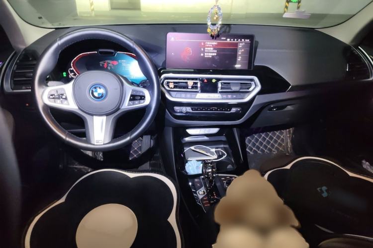 Used BMW iX3 2022 Leading Model Interior 2