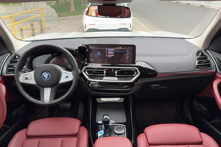 Used BMW iX3 2022 Leading Model Interior 3