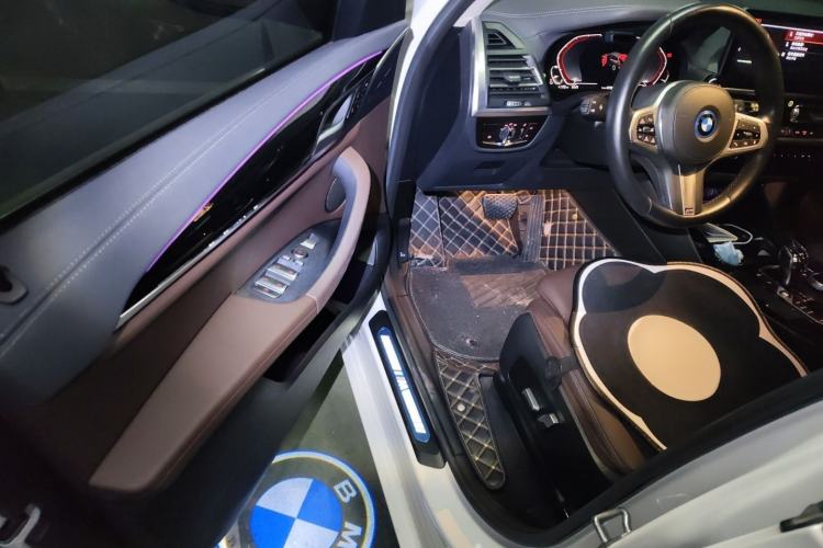 Used BMW iX3 2022 Leading Model Interior 3
