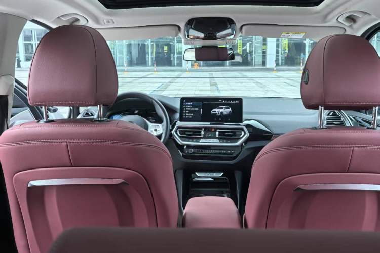 Used BMW iX3 2022 Leading Model Interior 4