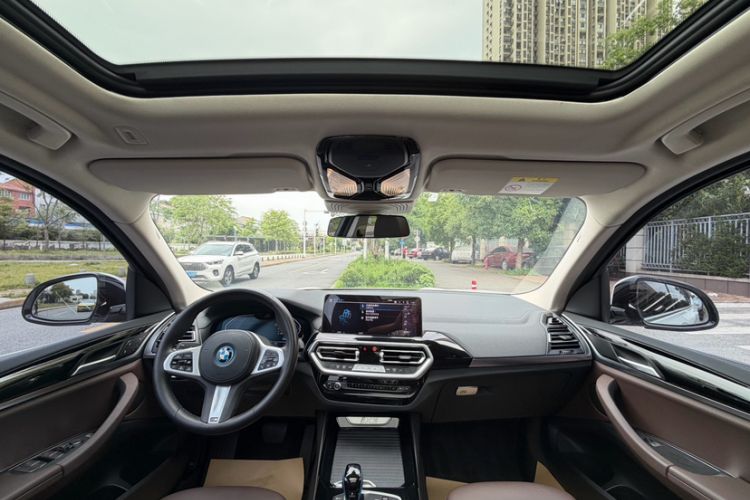Used BMW iX3 2022 Leading Model Interior 5