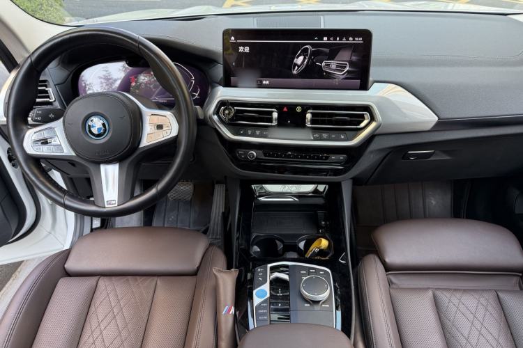Used BMW iX3 2022 Updated Leading Type Interior 6