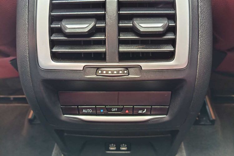 Used BMW iX3 2022 Leading Model Interior 7