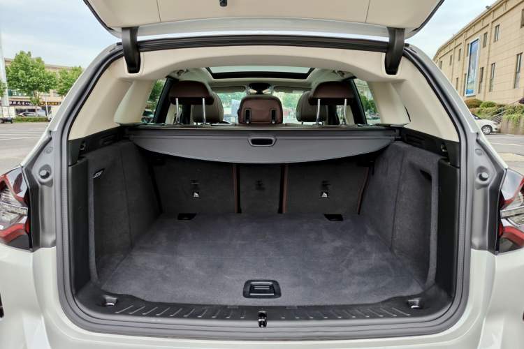 Used BMW iX3 2022 Leading Model Interior 7