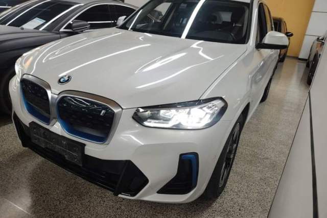 Used BMW iX3 2022 Leading Model