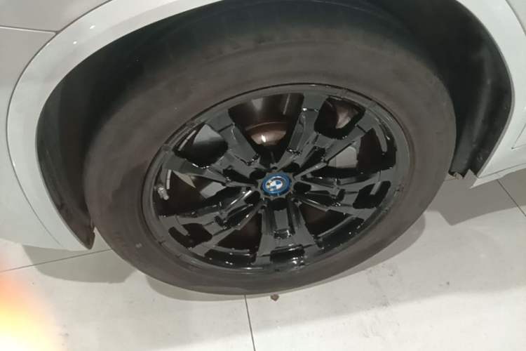 Used BMW iX3 2022 Leading Model Left Front Wheel Hub