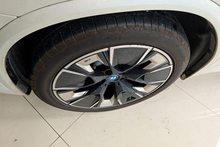 Used BMW iX3 2022 Leading Type Left Front Wheel Hub