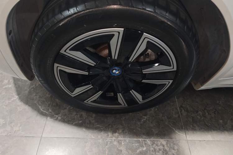 Used BMW iX3 2022 Leading Model Left Front Wheel Hub
