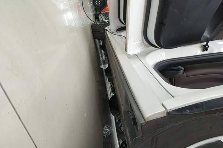 Used BMW iX3 2022 Updated Leading Type Left Side Sill