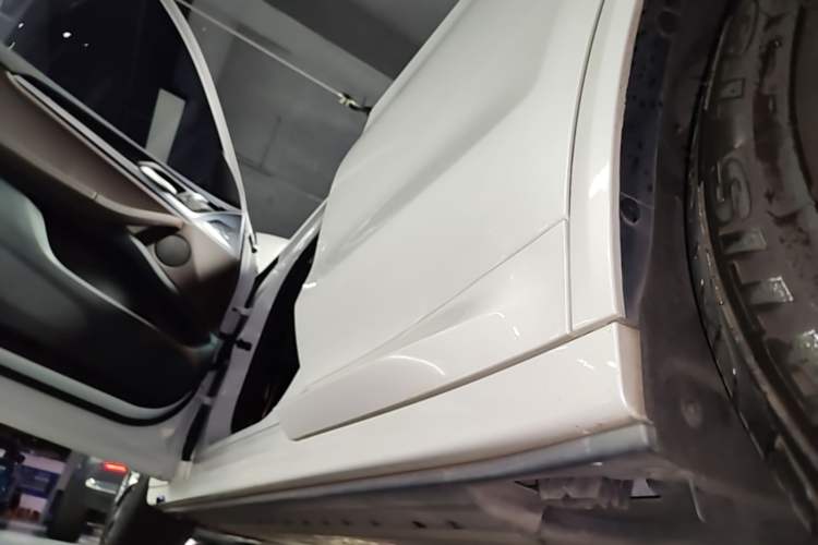 Used BMW iX3 2022 Updated Leading Version Left Side Sill