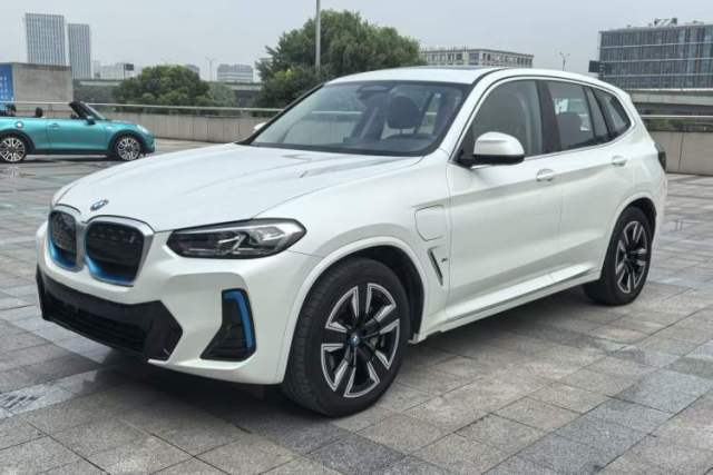 Used BMW iX3 2022 Leading Model