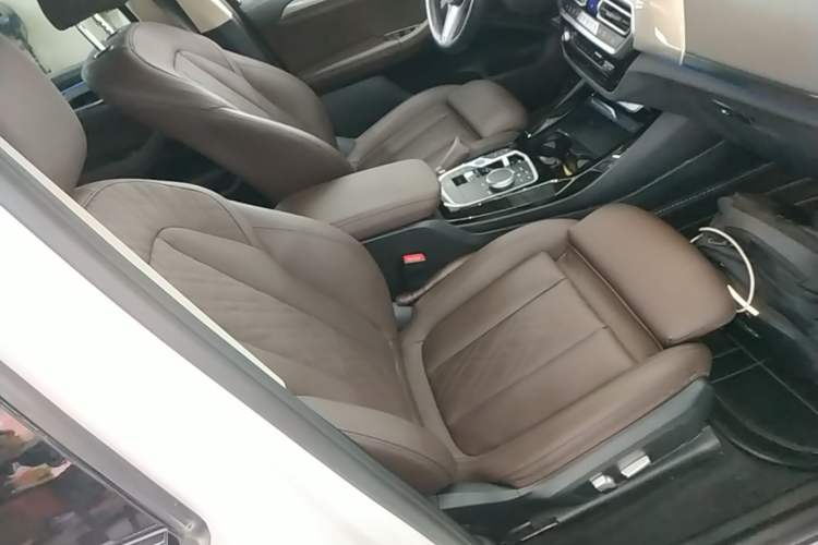 Used BMW iX3 2022 Updated Leading Type Right Front Seat