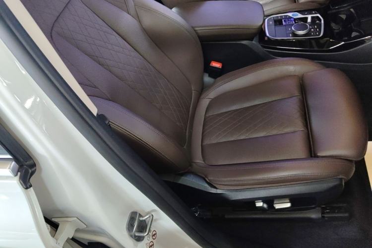 Used BMW iX3 2022 Updated Leading Version Right Front Seat