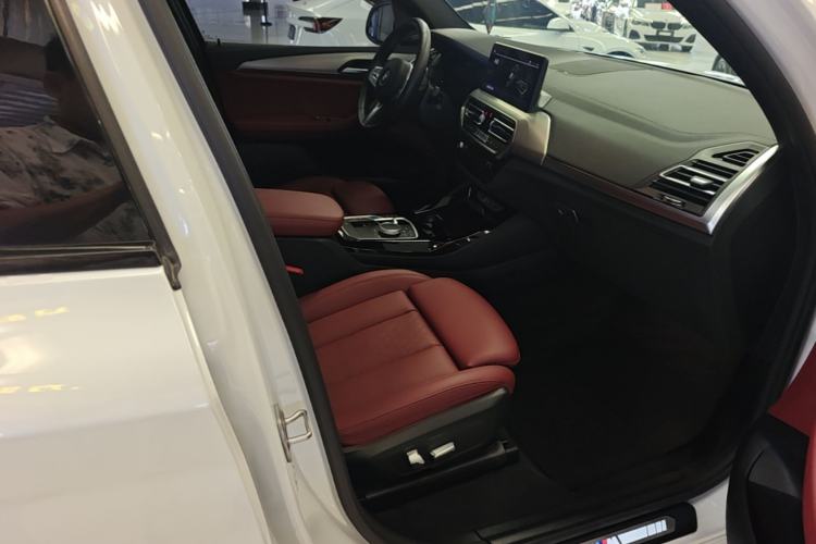 Used BMW iX3 2022 Updated Leading Type Right Front Seat