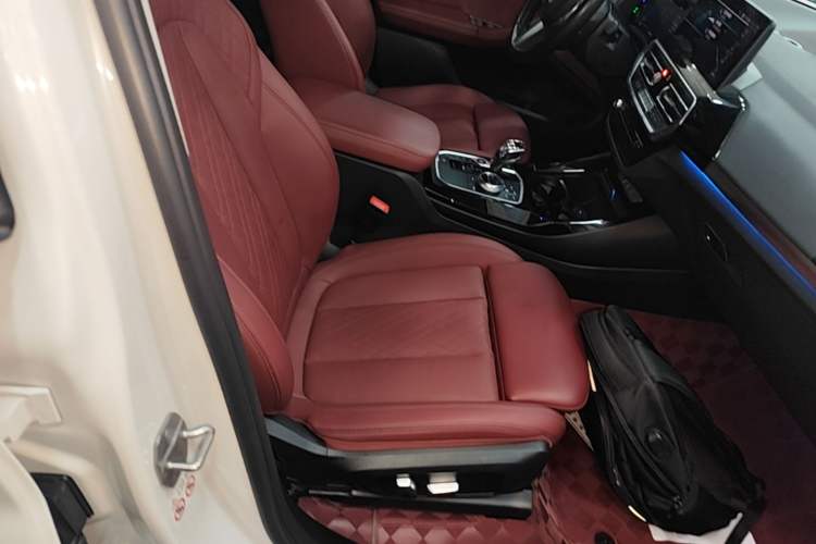 Used BMW iX3 2022 Updated Leading Version Right Front Seat