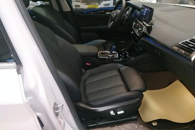 Used BMW iX3 2022 Leading Model Right Front Seat